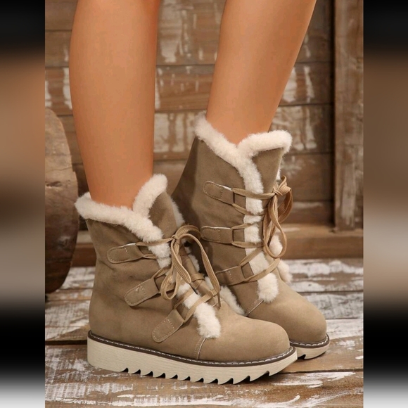 Faux Fur Snow Boots - Picture 6 of 16